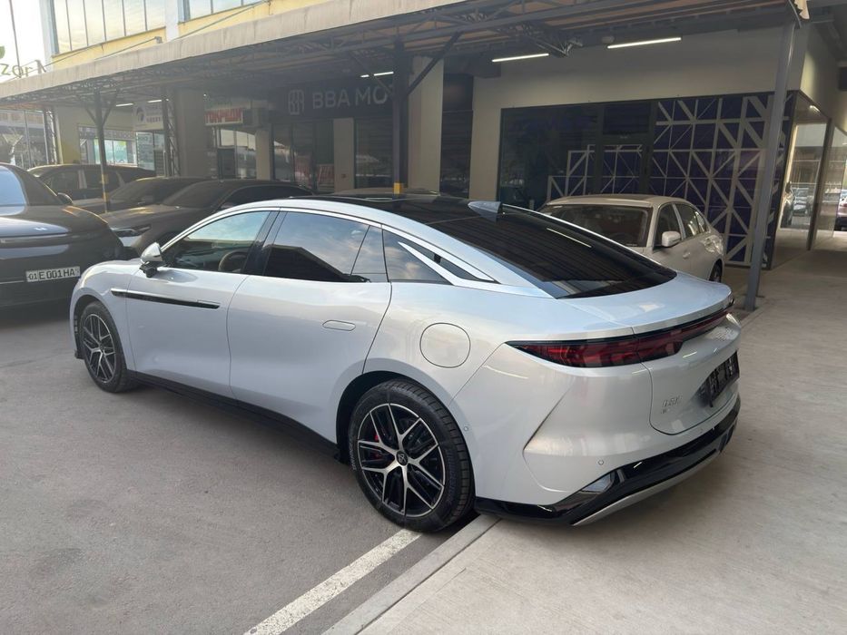 BYD Han L AWD 601km 1.100Hp 2025 Yil