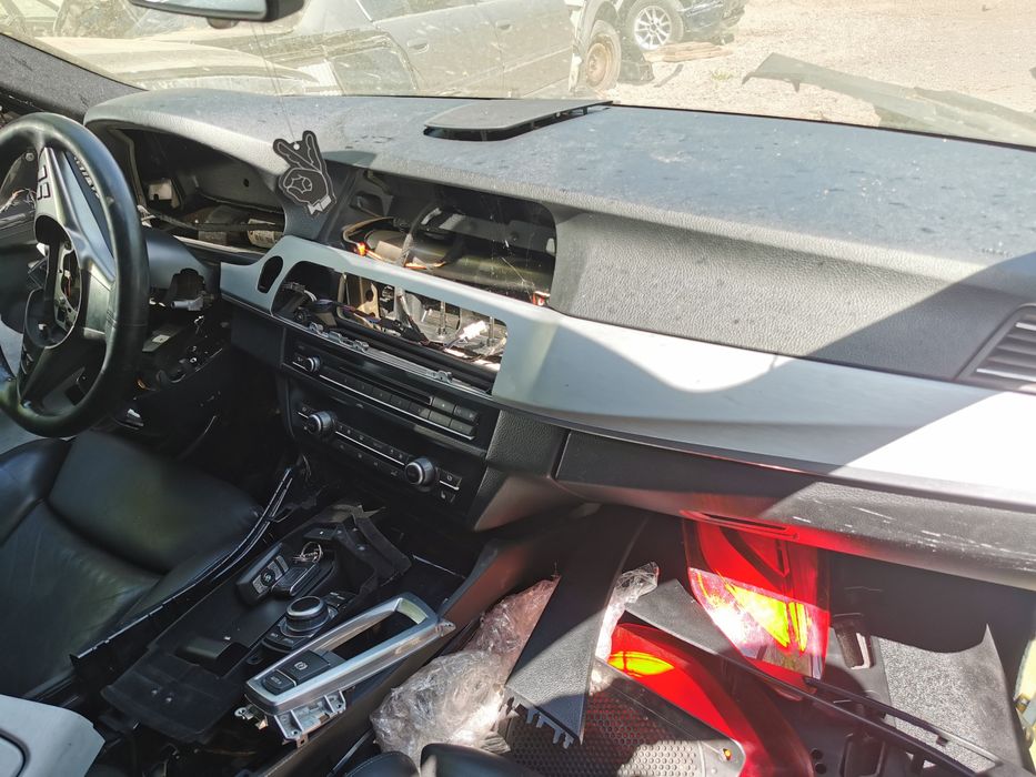 Bmw f11 М50XD на части