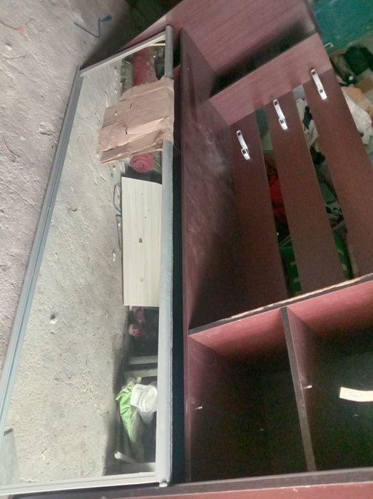 Продам прихожку срочно