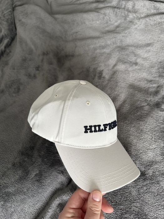 Tommy Hilfiger Monotype canvas sapca unisex  alba logo negru noua