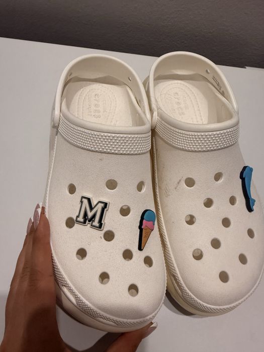 Продам crocs на подошве