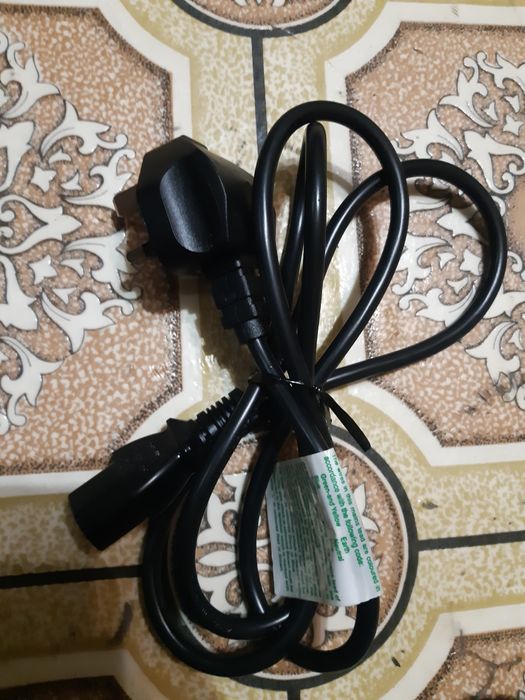 Новый Кабель питания для компьютера. Один остался.