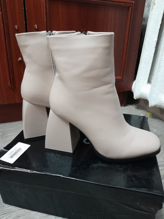 Продам женская обув