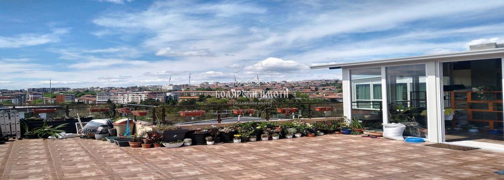 Продава се Тристаен апартамент в Велико Търново, Център - 230 кв.м за 1044 €/кв.м - Снимка #8