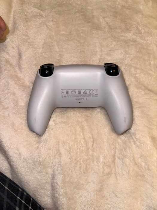 Dualsense, джойстик от PS5