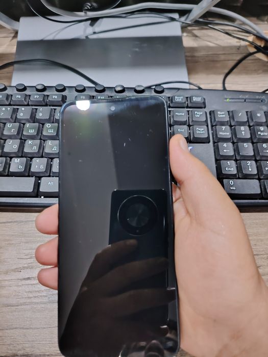 Xiomi Redmi 12  telfon qilsela buladi