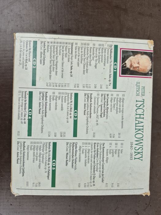 Vand lot  CD cu muzica clasica mixta Tschaikowsky 

8 CD =100lei

-livrez oriunde în țară cu FAN COURIER sau orice alt serviciu de cu