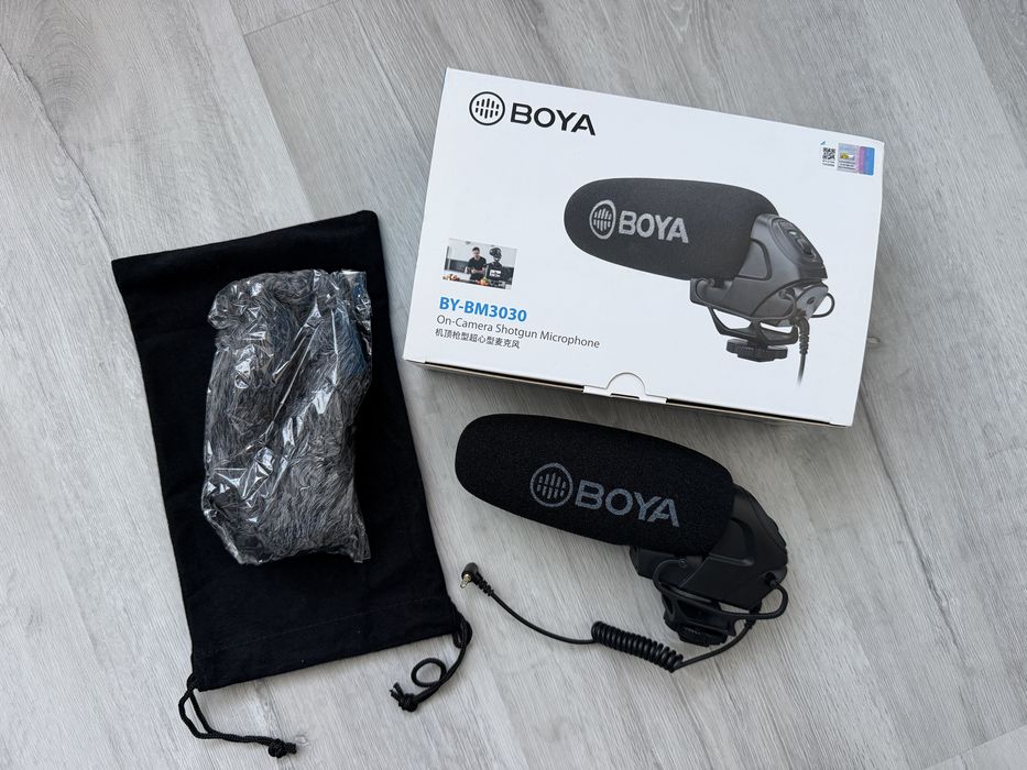 Vand microfon Boya BY-BM3030 la cutie in garantie