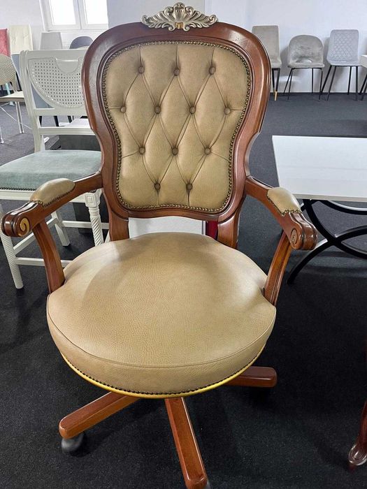 Scaun de birou/Baroc!