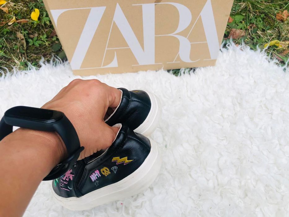 Adidasi fata ZARA-marimea 28,inter18,cm,nu sandalr piele Geox,Crocs