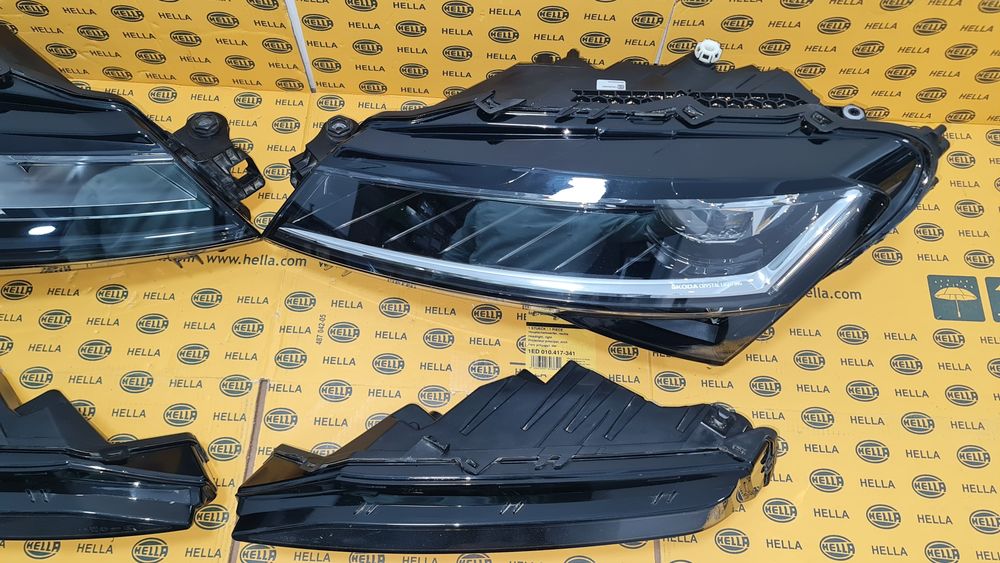 Set far faruri full led proiector calculator Skoda Superb 3 facelift