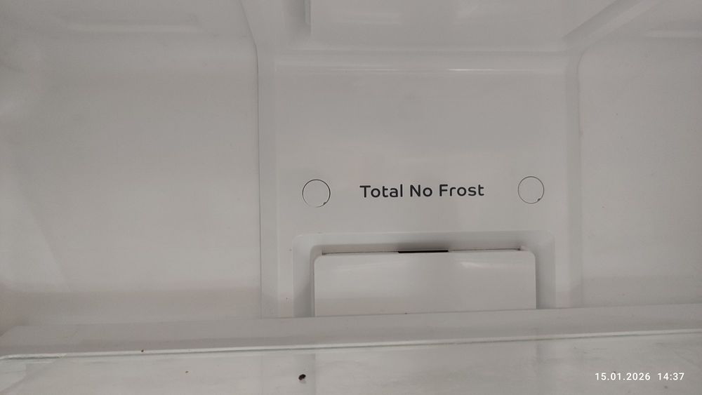 Продается двухкамерный холодильник INDESIT