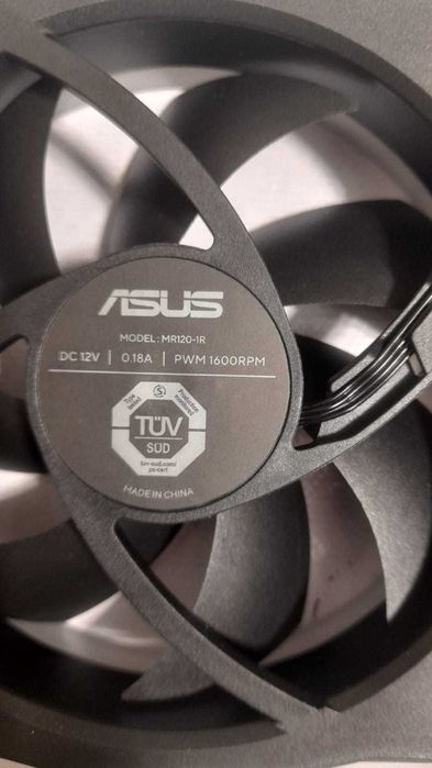 Продам комплект кулеров ASUS PRIME MR120.