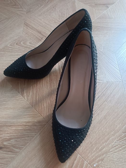 Вечерние туфли замшевые