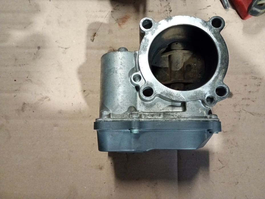 Clapeta acceleratie vw golf 6 1.4tsi vw polo 6r 1.4b fabia2 03c133062c