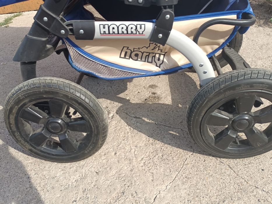 Продаю коляску в идеальном состоянии