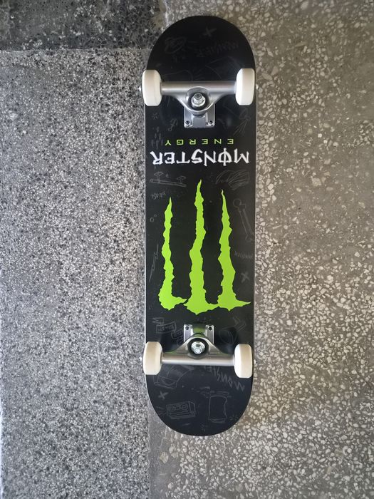 Скейтборд Monster Energy