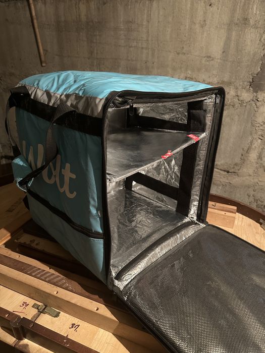 Продам сумку Wolt