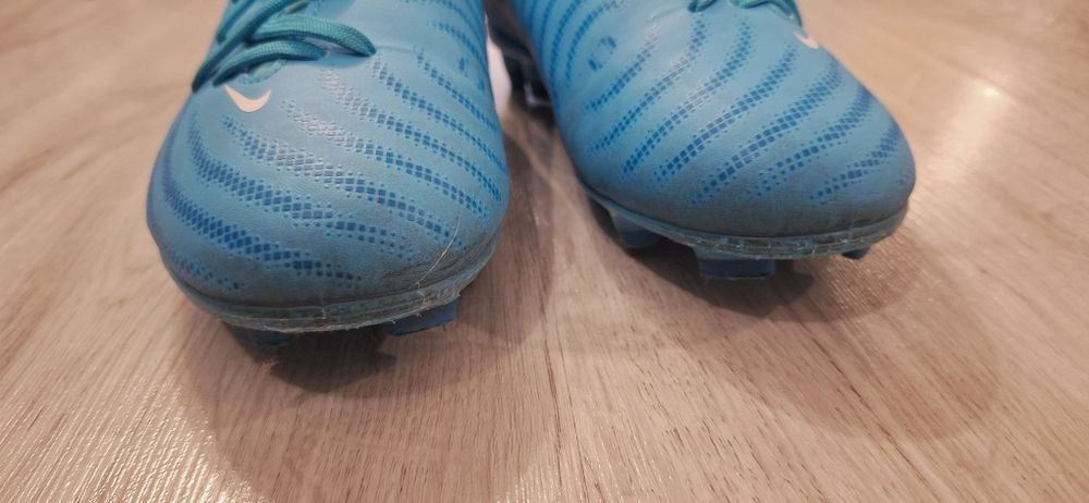Детски футболни бутонки Nike Jr. Phantom Luna II Club FG/MG – №36.5