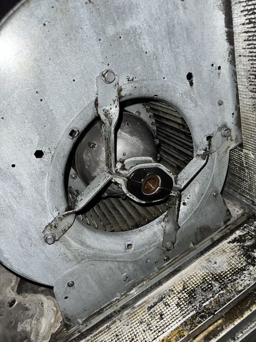 Curatare hote si tubulaturi / Firma autorizata