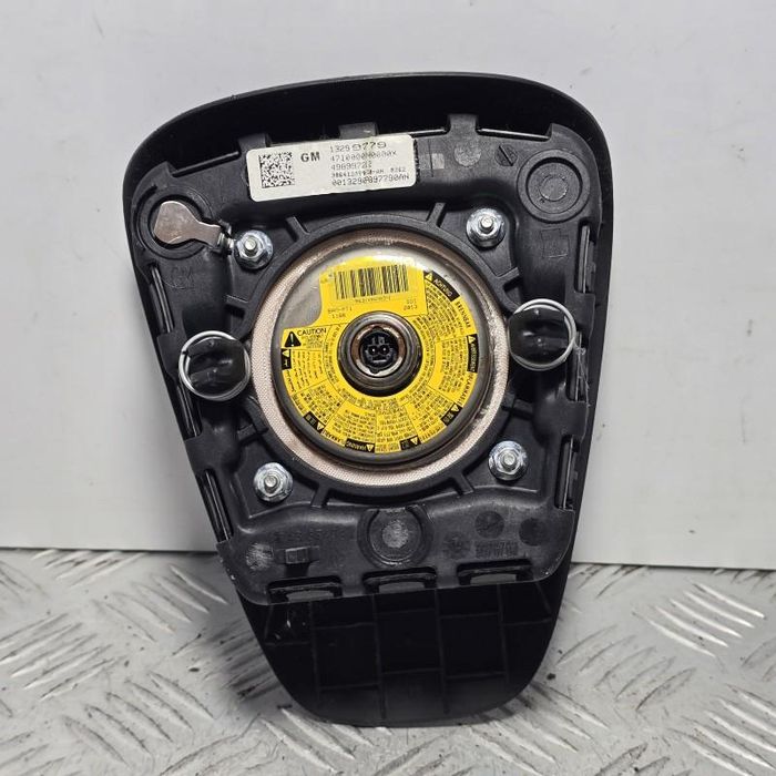 Airbag volan cu o mufa stema UK Opel Astra J