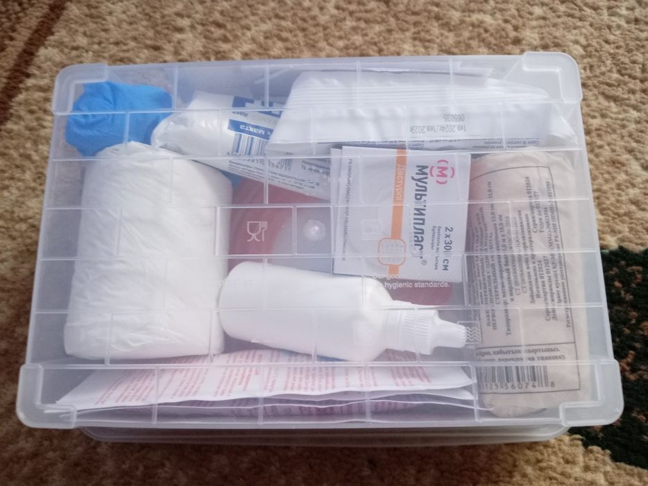 Автомобильная аптечка.