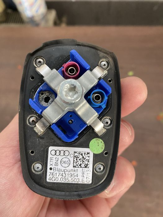 Antena gps audi a4 b8 a5 a6 a7 a8 q5 q7 4G0035503E