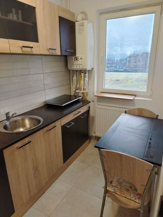 Garsoniera de închiriat