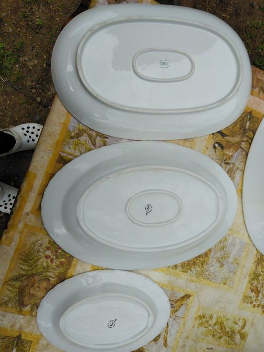 Стари български порцеланови плата и чинии за торта