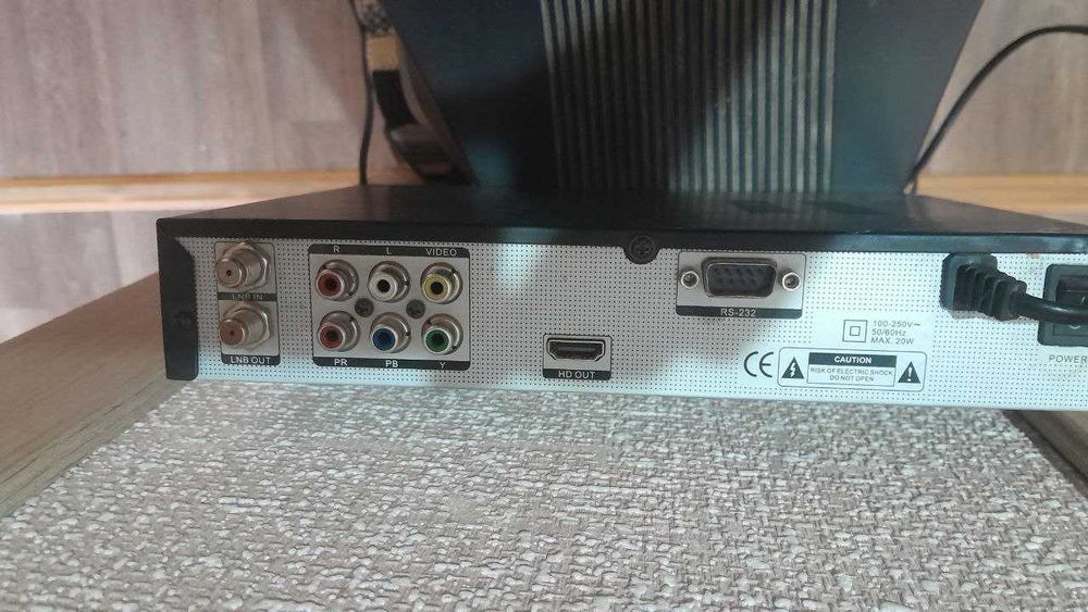 Prodayu retro Sony TV i tuner