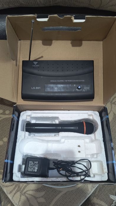 Microfon wireless