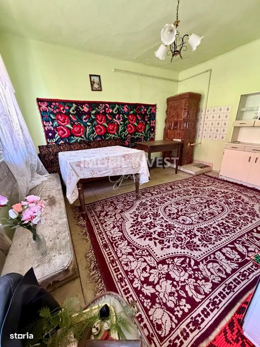 Casa individuala Ighiu, 3 camere, pivnita,anexe, gradina, 800 mp teren