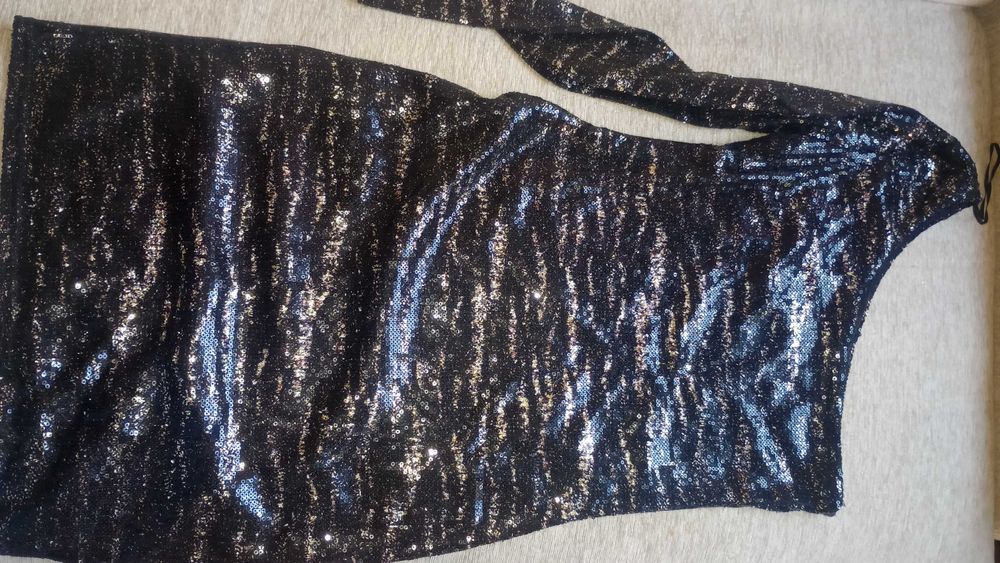 Секси рокля с пайети