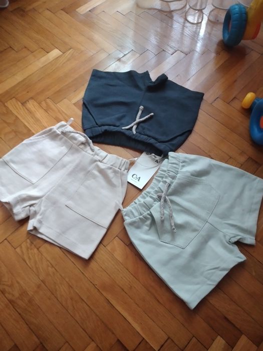 Set 3 pantalonasi scurti NOI de la C&A