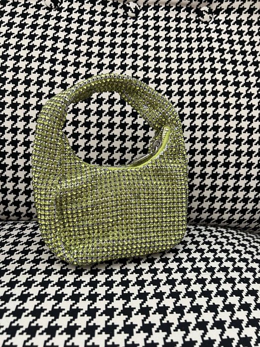 MARELLA ,H&M studio ,CPS ,Charles & Keith ,