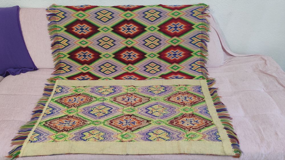 Ръчно бродирани ковьори