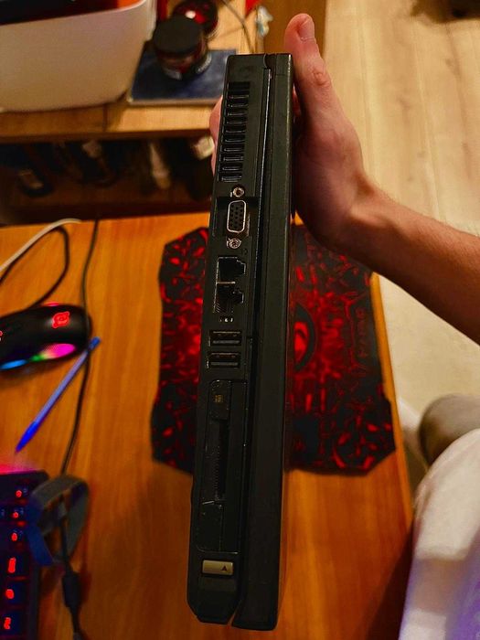 Laptop Thinkpad T61 (VERSIUNEA VECHE)