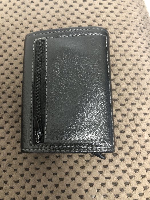 Portofel armani putin folosit