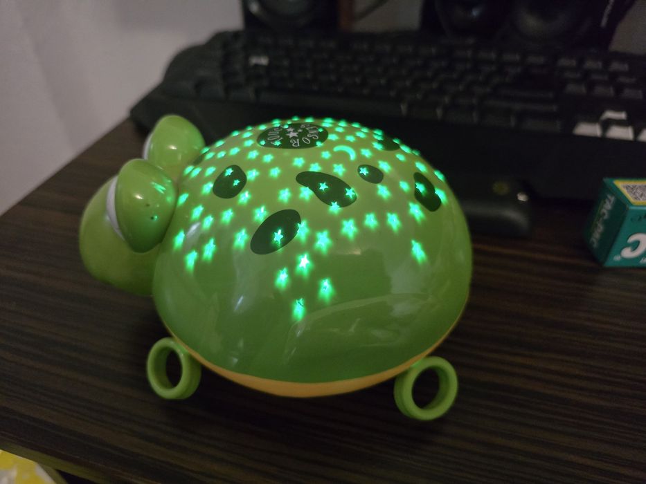 Lampa pentru copii forma broasca
