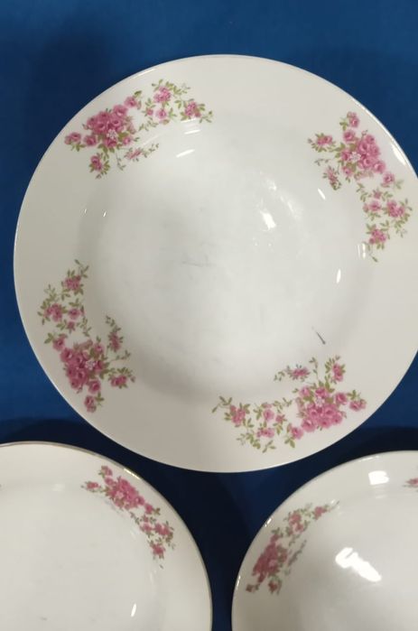 тарелки фарфоровые б/у