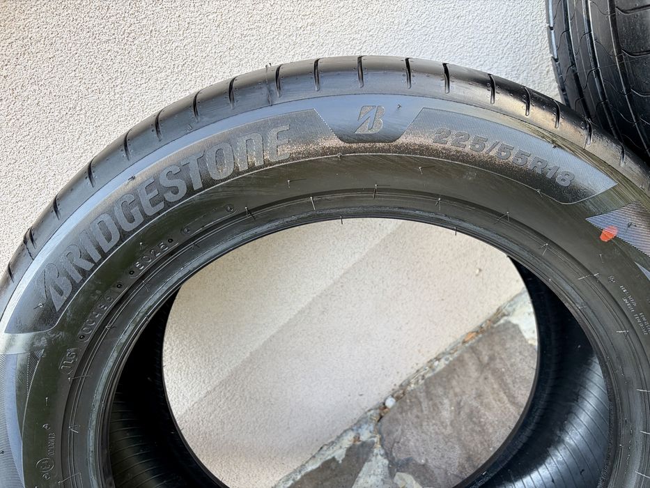 225/55/18 Bridgeston  Turanza , vara , folosite pană la vulcanizare (12km )