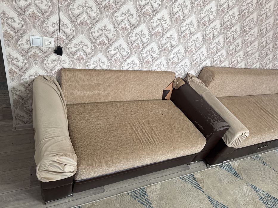 Продается два дивана и кресло