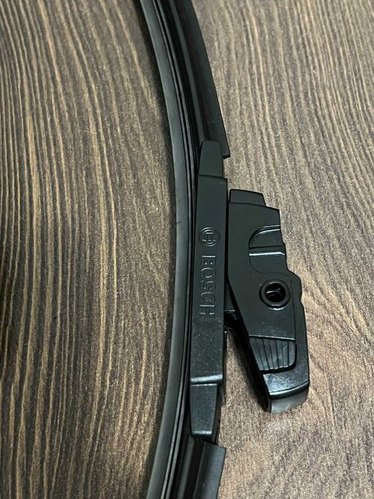 Нови чистачки Bosch 650 мм.