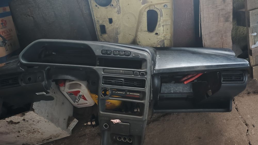 На разбор ваз 2114 срочно