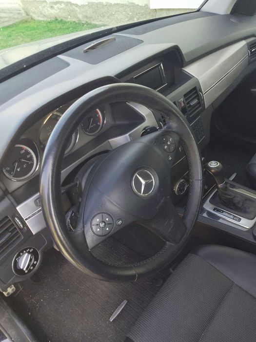 Мерцедес  GLK  320    4x4