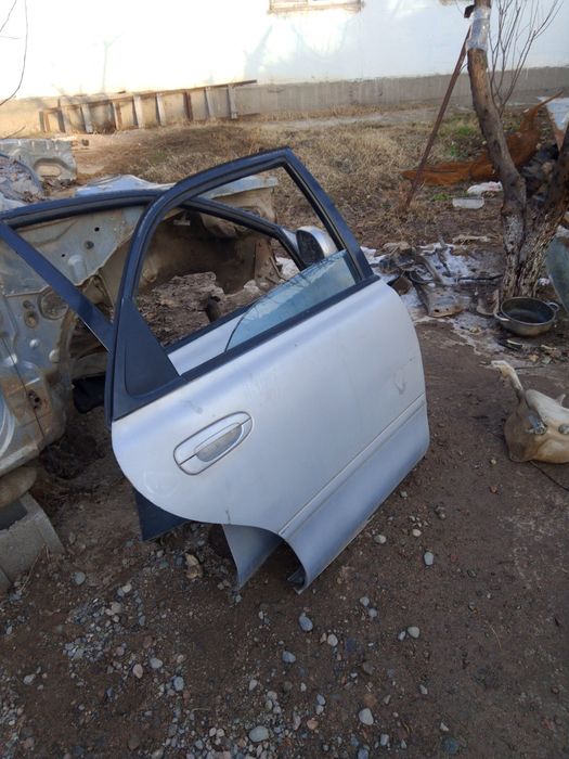 Запчасти на Мазду кронос