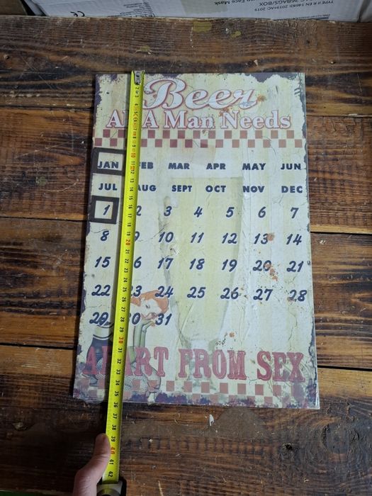Метална табела календар BEER