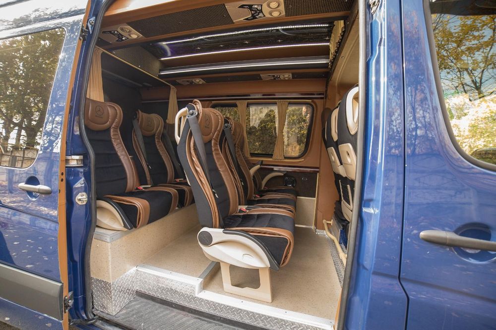 DIRECT LA ADRESA Transport persoane Austria Germania Belgia Olanda