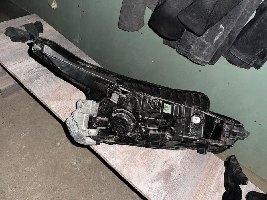 Оригинал фар Kia k5