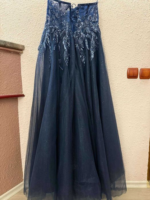 Перфектната бална рокля!!!